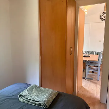 Camping Mobilhome 4 Personnes *